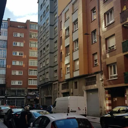 Amplio Piso Centrico Lägenhet